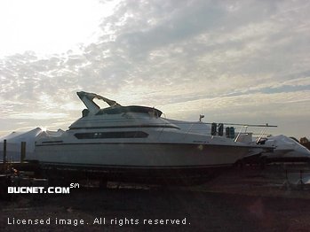CARVER BOAT for sale picture - Motor Yacht w/Cockpit